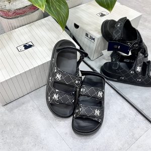 SANDAL MLB CHUNKY NEW YORK YANKEES ĐEN 3ASDCSD33-50BKS