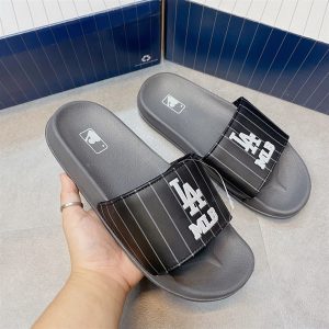 DÉP MLB NỘI ĐỊA LA SỌC ĐEN