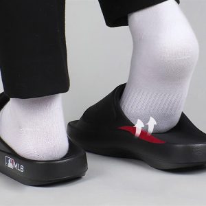DÉP MLB NỘI ĐỊA QUAI CAO SU ĐEN FULL (SS23TT002)