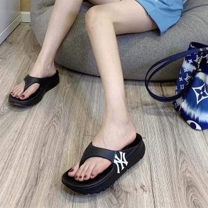 DÉP MLB KOREA CHUNKY SLIDER FLIP-FLOP NY MÀU ĐEN