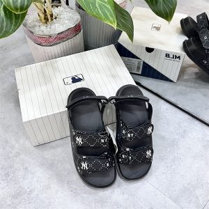 SANDAL MLB CHUNKY NEW YORK YANKEES ĐEN 3ASDCSD33-50BKS