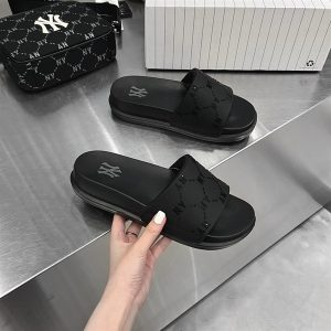 DÉP MLB KOREA CHUNKY MOUND DIA MONOGRAM ĐEN