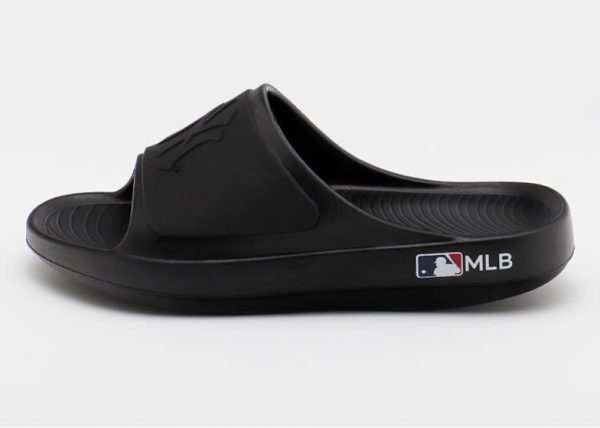 DÉP MLB NỘI ĐỊA QUAI CAO SU ĐEN FULL (SS23TT002)