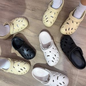 DÉP DISCOVERY CROCS MÀU VÀNG-BEIGE
