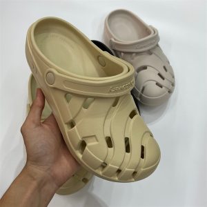 DÉP DISCOVERY CROCS MÀU VÀNG-BEIGE