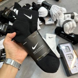 Vớ Nike Cổ Lửng Đen