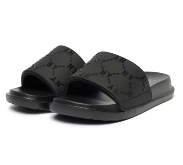 DÉP MLB KOREA CHUNKY MOUND DIA MONOGRAM ĐEN