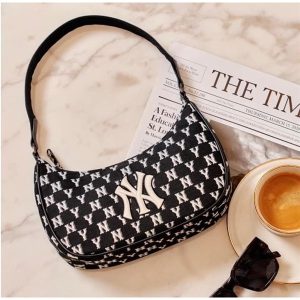 Túi Xách Mlb Monogram Hobo...